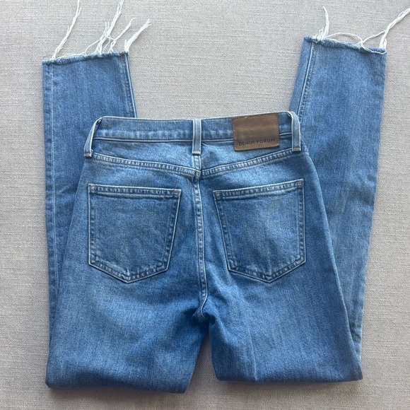 Aritzia Denim Forum The yoko high rise slim 28L Woman’s Jeans👖size 24 - Picture 10 of 12